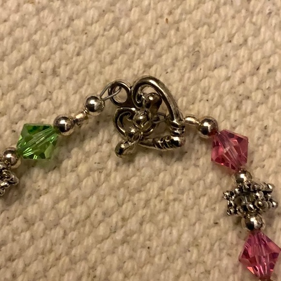 Grams beaded bracket - Picture 2 of 3